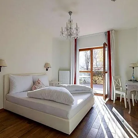 Seebacher Haus Hotel *